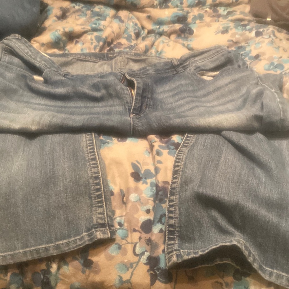 Maurices size 22 jeans